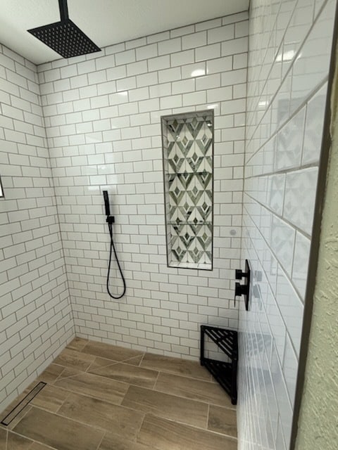 Building Photo - Beautiful 3BR 2BA Home w/ Fenced Yard in Tampa