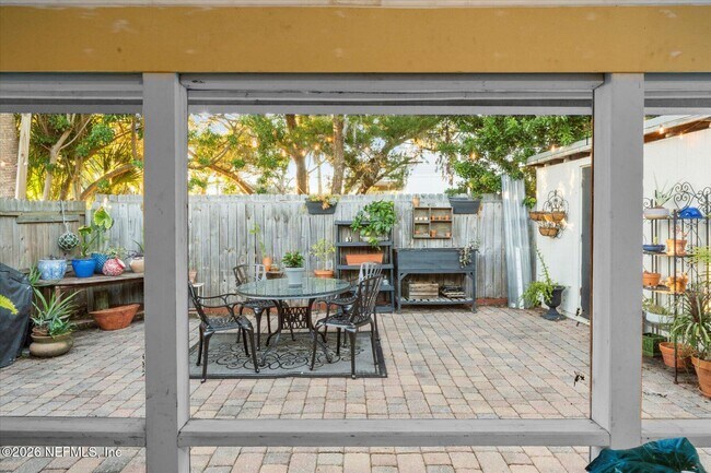Building Photo - 149 Menendez Rd