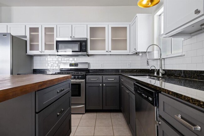 Building Photo - 9324 Muskberry Cove