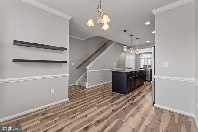 Building Photo - 336 White Oak Way