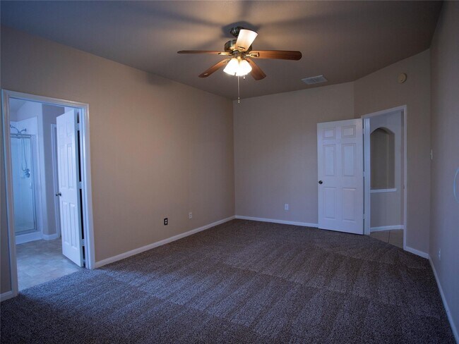 Building Photo - 16714 Mallory Bridge Dr