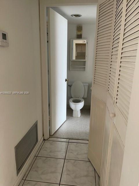 Building Photo - 1200 NE Miami Gardens Dr