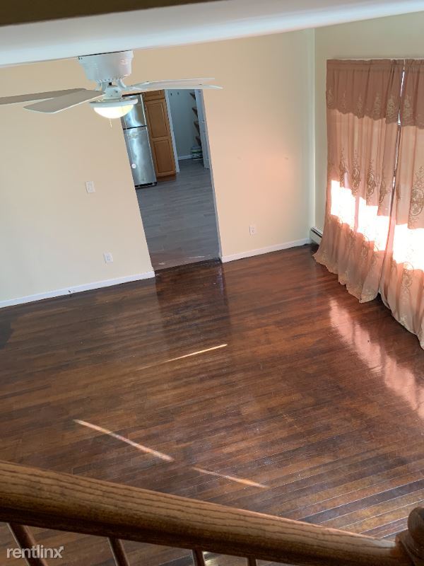 Building Photo - 3 br, 1.5 bath House - 369 E 28th St