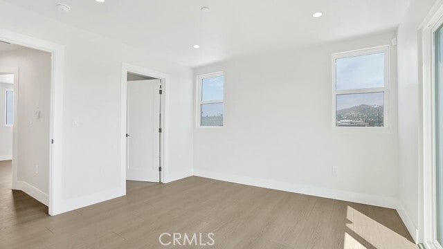 Building Photo - 1215 N Kingsley Dr