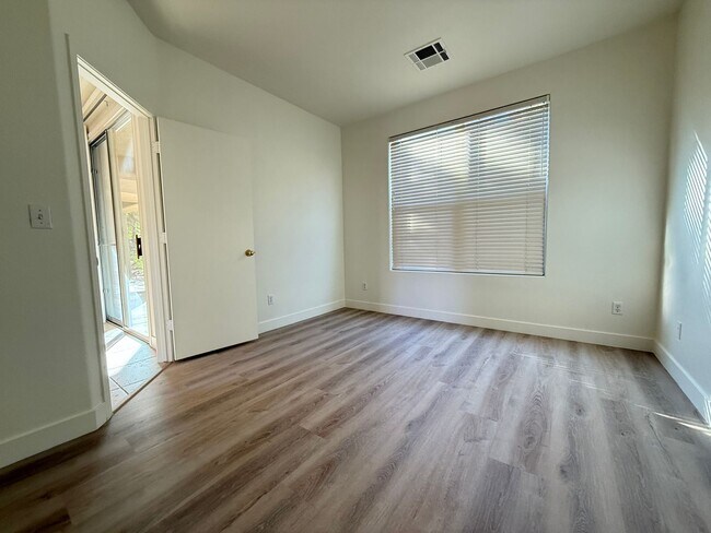 Building Photo - 8971 College Green St