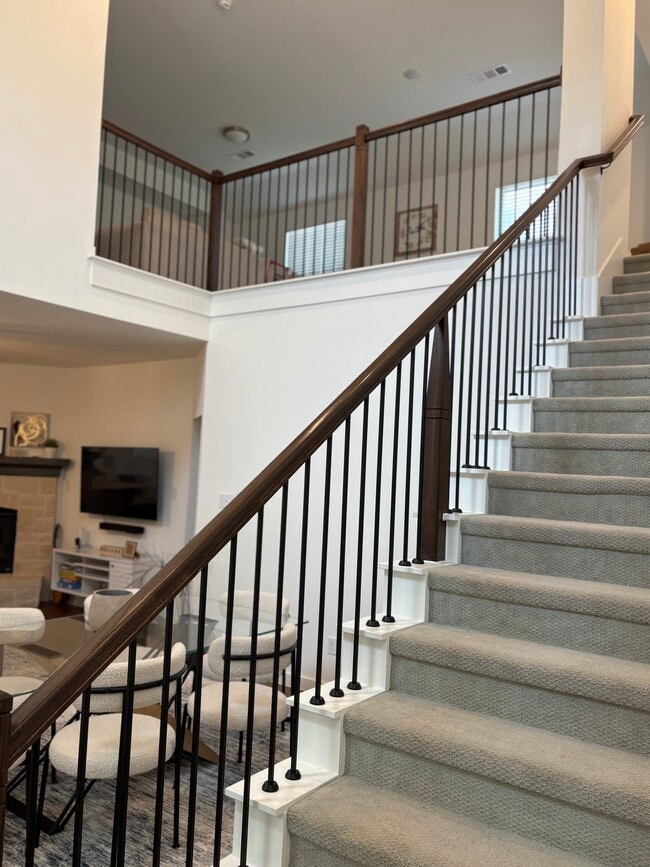 Building Photo - 3937 Chesapeake Ln