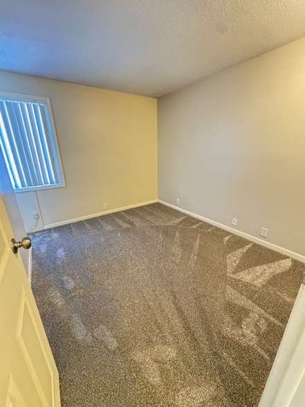 Building Photo - 1810 E St