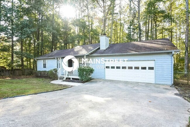 Building Photo - 3 Bedroom Pet-Friendly Home in Buford, GA with Main Street Renewal