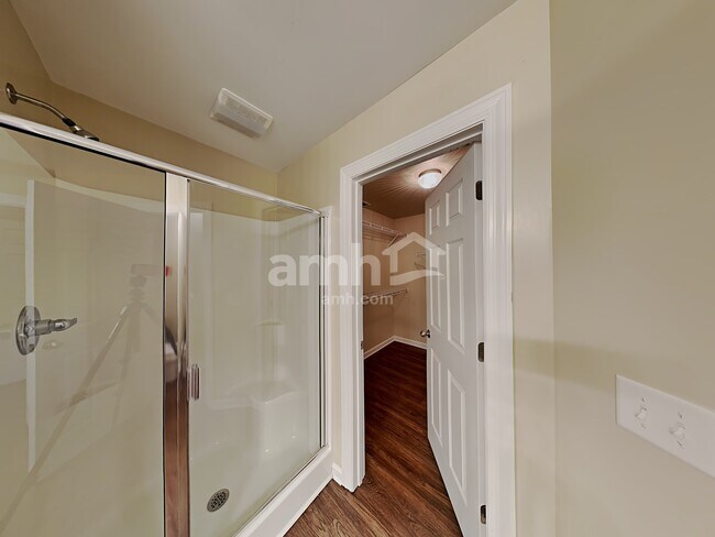Building Photo - 1628 Antebellum Dr