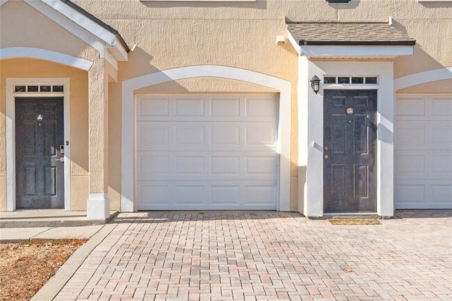 Building Photo - 6435 Manhattan Village Ave