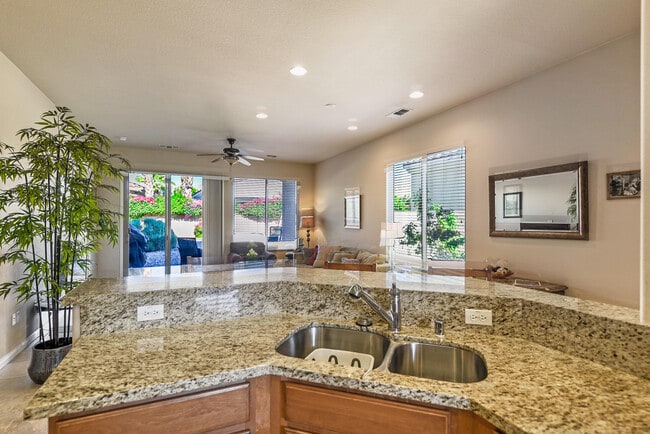 Building Photo - 81654 Avenida Alturas