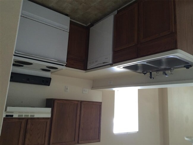 Building Photo - 3003 Whisper Oaks Ln