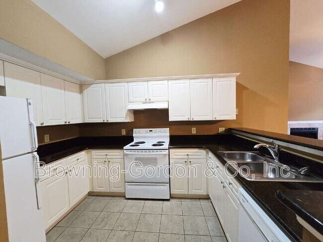 Building Photo - 6820 Hwy 70 S