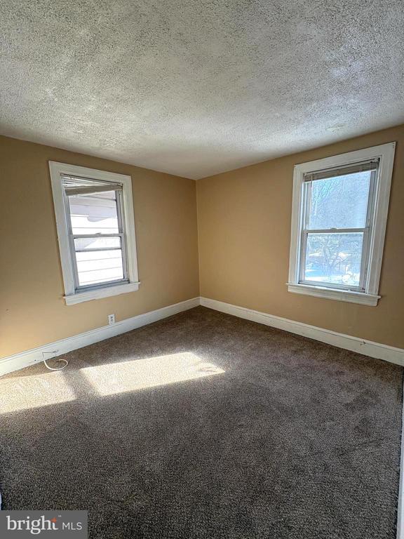 Building Photo - 303 Harrison St