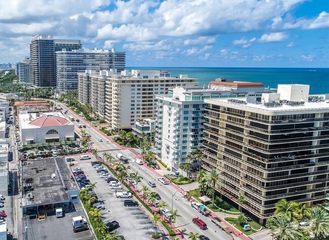 Building Photo - 9499 Collins Ave