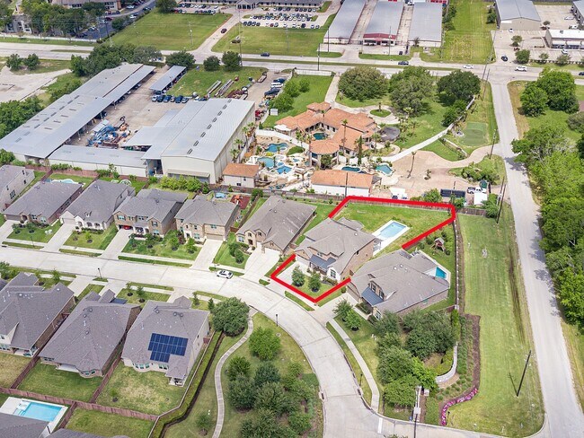 Building Photo - 24910 Meadowthorn Crest Ln