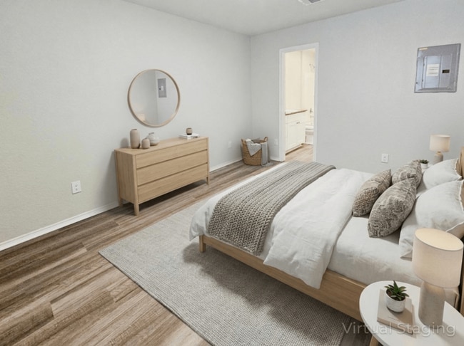 Building Photo - 7018 Winding Shelf