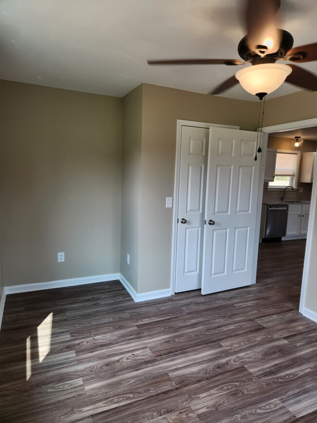 Building Photo - 20865 US-11