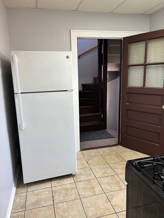 Building Photo - 10904 S Avenue D