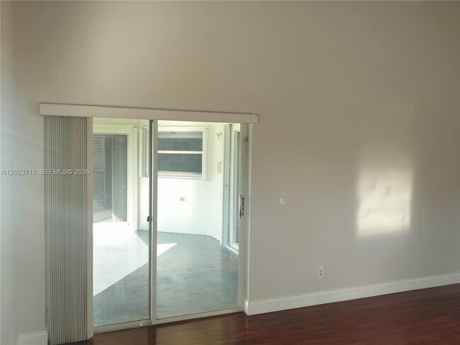 Building Photo - 17883 SW 5th St