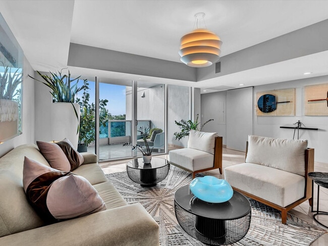 Building Photo - 1600 S Ocean Blvd