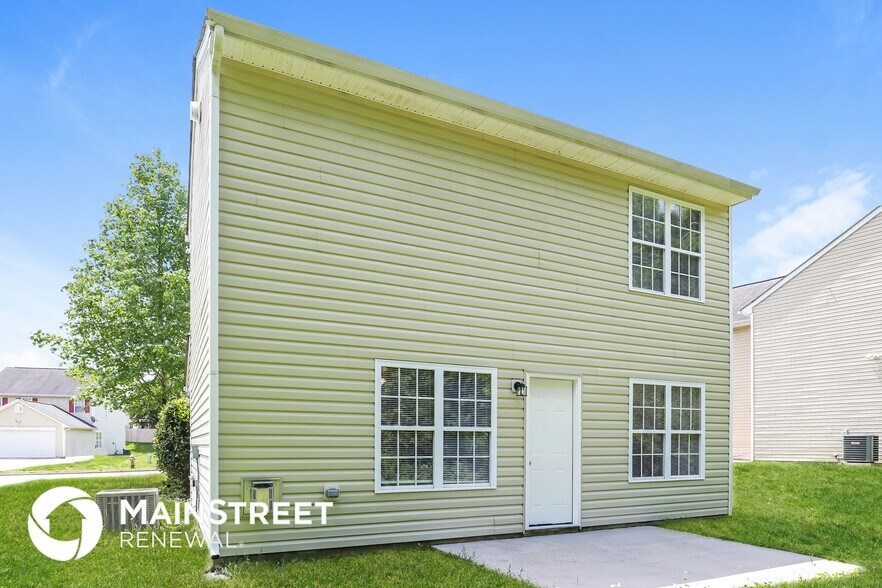 Building Photo - 1032 Quinlan Dr