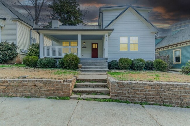 Building Photo - Newly Updated 4/3 in Howell Station w/ Ful...