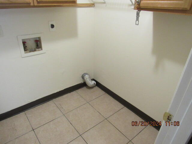 Building Photo - 705 Terrance Ct