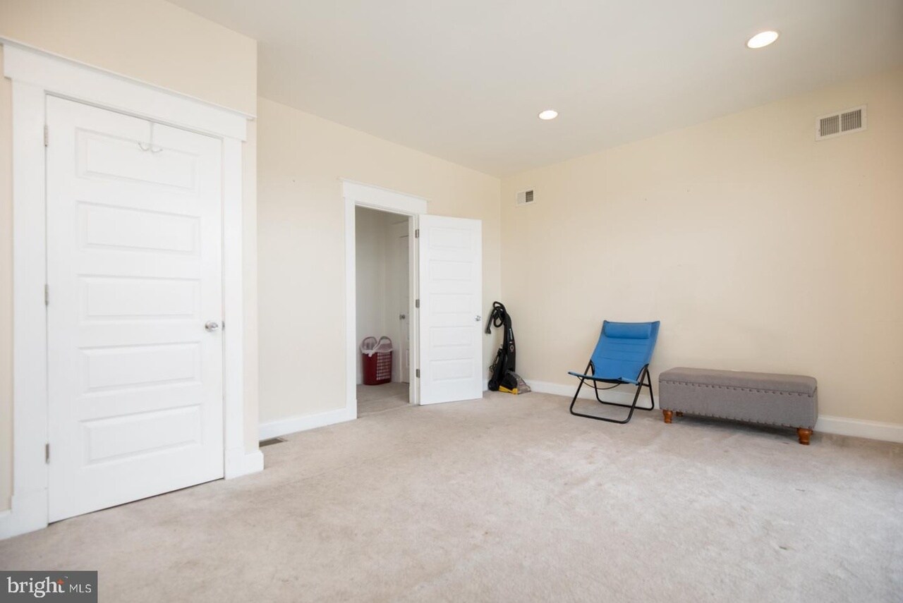 Building Photo - 4513 Silverwood St