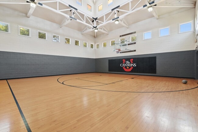 The Canyons Apartments, Ft Worth, Texas - The Canyons Apartments