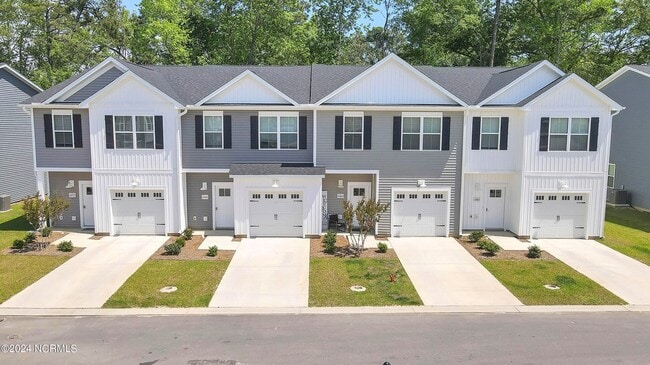 Primary Photo - 5039 McGarvey Ct