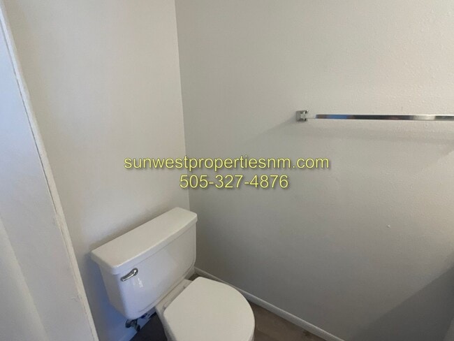Building Photo - 2810 Parque De Oeste Dr