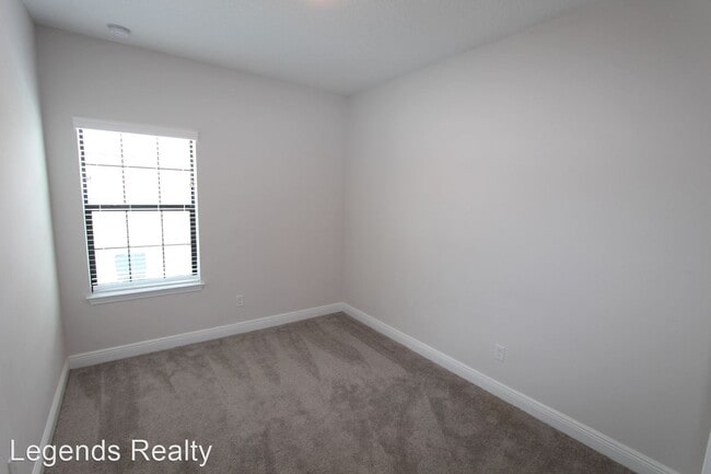 Building Photo - 4 br, 3.5 bath House - 413 Diamond Dove Cove