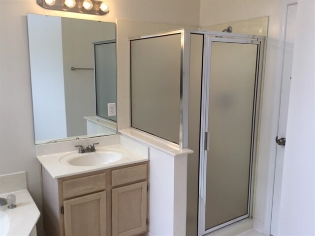 Building Photo - 104 Saddleback Cir