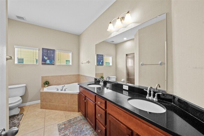 Building Photo - 3625 Bay Heights Way