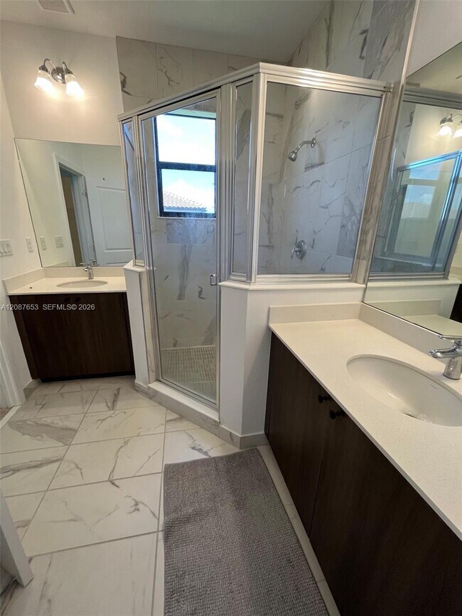 Building Photo - 5525 Agostino Way