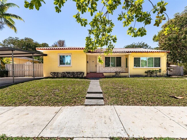 Building Photo - 630 SW 25th Rd