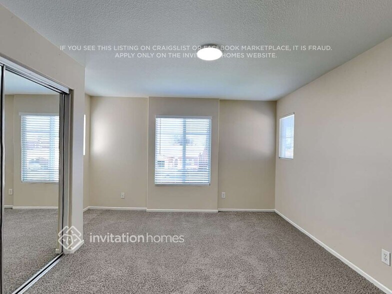 Building Photo - 1678 Bella Regina Way