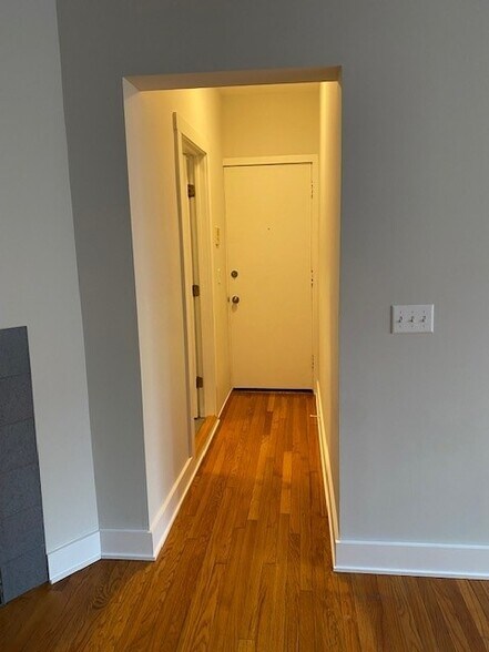 Front Door - 3851 N Southport Ave