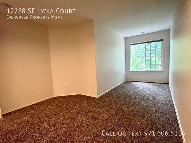 Building Photo - 12728 SE Lydia Ct