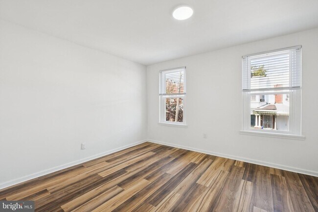 Building Photo - 4447 N 19th St