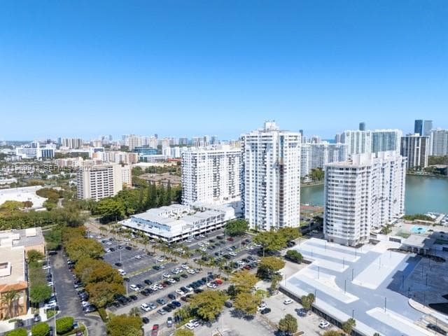 Building Photo - 2750 NE 183rd St