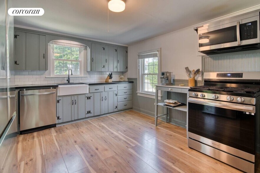 Primary Photo - 540 2nd St