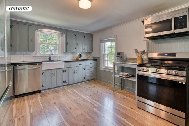Building Photo - 540 2nd St