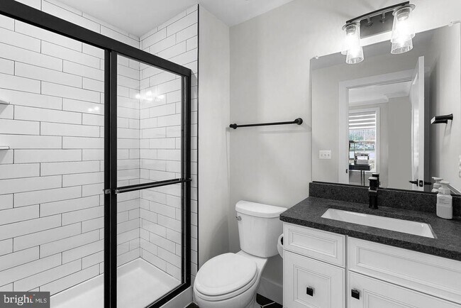 Building Photo - 4422 Fair Lakes Ct