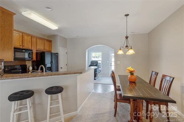 Building Photo - 15316 Crossing Gate Dr