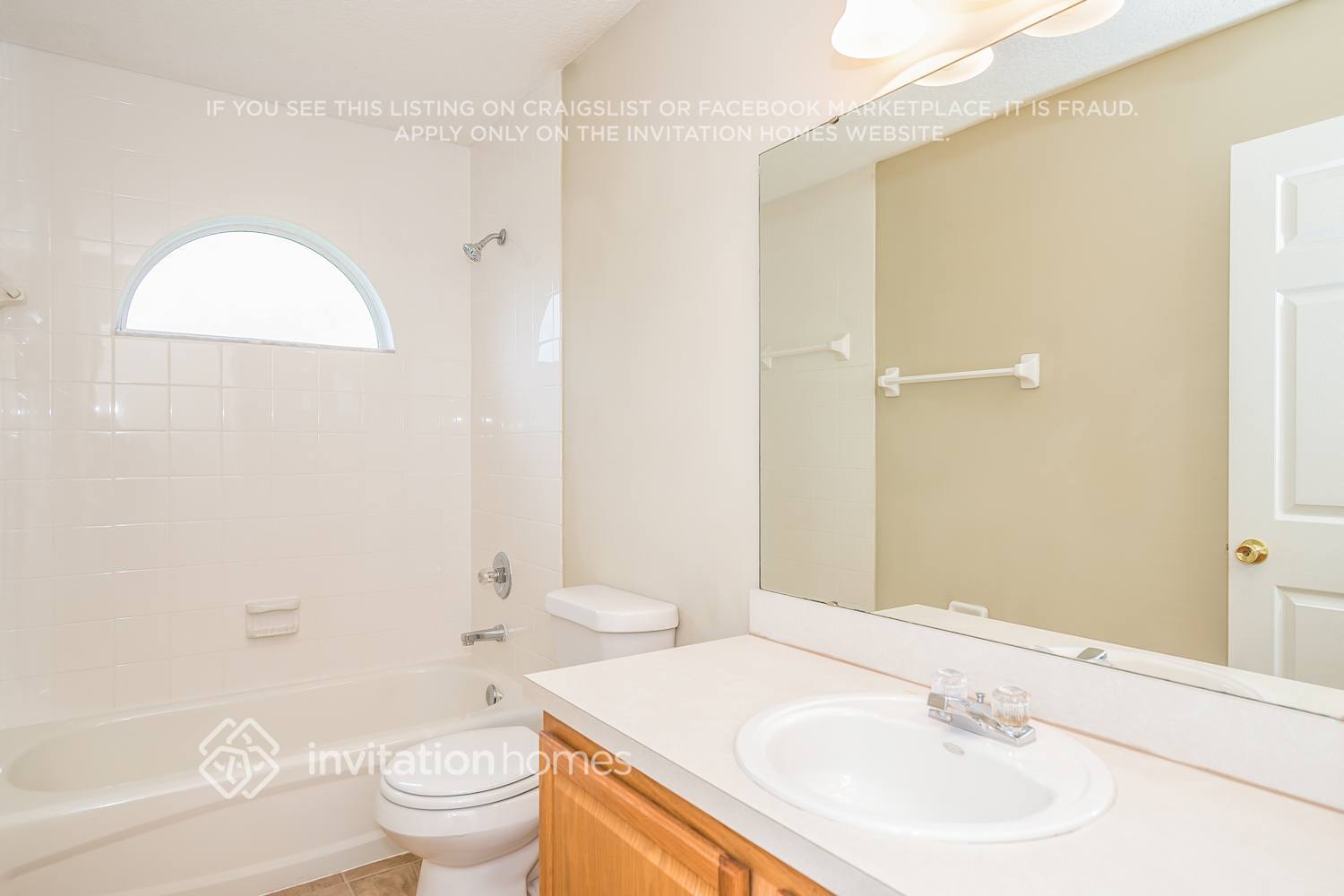 Building Photo - 5407 Vivera Ln