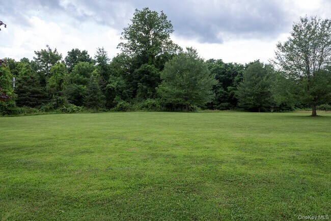 Building Photo - 209 NY-343