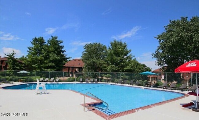 Building Photo - 1201 Normandy Ct