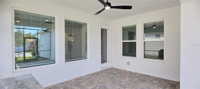 Building Photo - 28564 Sweet Persimmon Dr